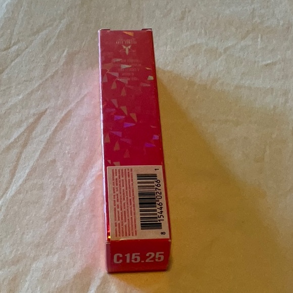 Jeffree Star Magic Star Concealer - Picture 2 of 2